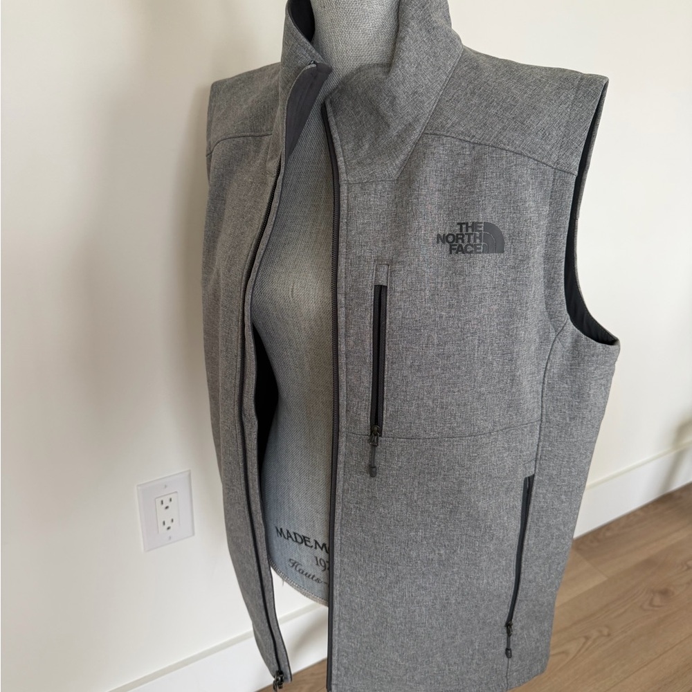 The North Face Women's Heather Gray Softshell Vest